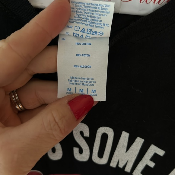 Holiday Christmas fun vintage shirt - Picture 4 of 4